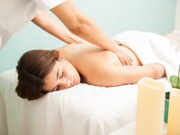 Mädelsabend Gruppen-Special Well-Bene Wellness Massagen Reiki Selicare Köln